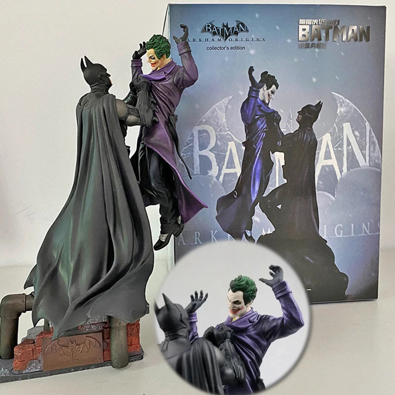 Estátua Colecionável Batman vs. Coringa